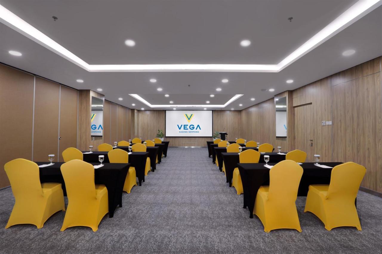 Vega Hotel Gading Serpong Exterior foto
