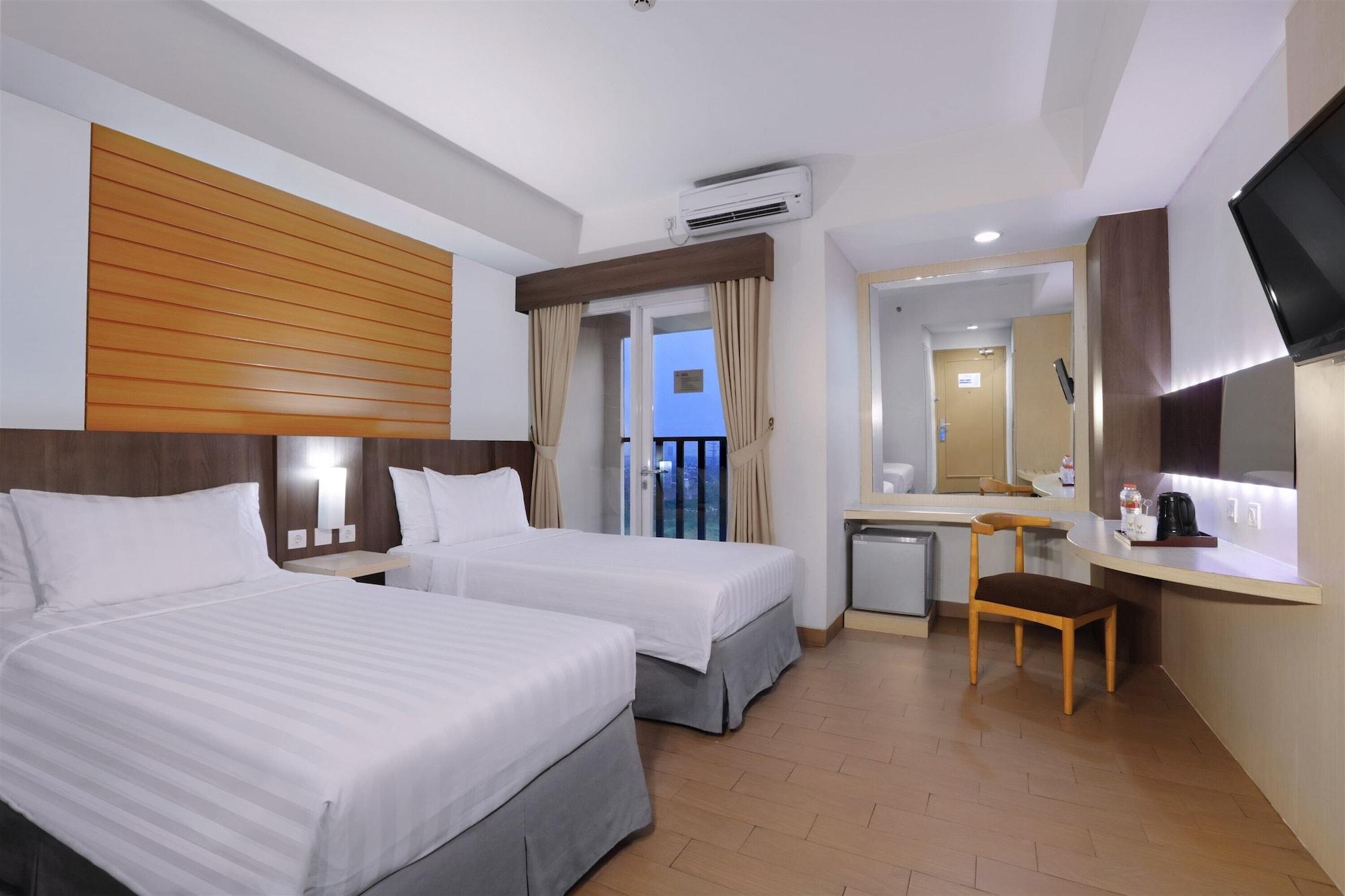 Vega Hotel Gading Serpong Exterior foto