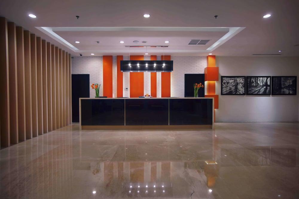 Vega Hotel Gading Serpong Exterior foto