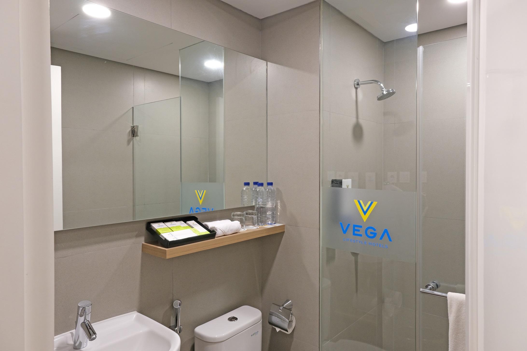 Vega Hotel Gading Serpong Exterior foto