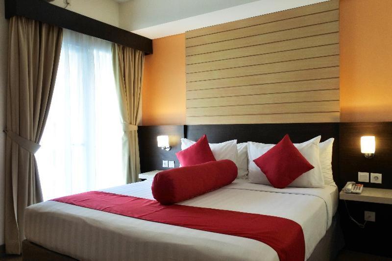 Vega Hotel Gading Serpong Zimmer foto