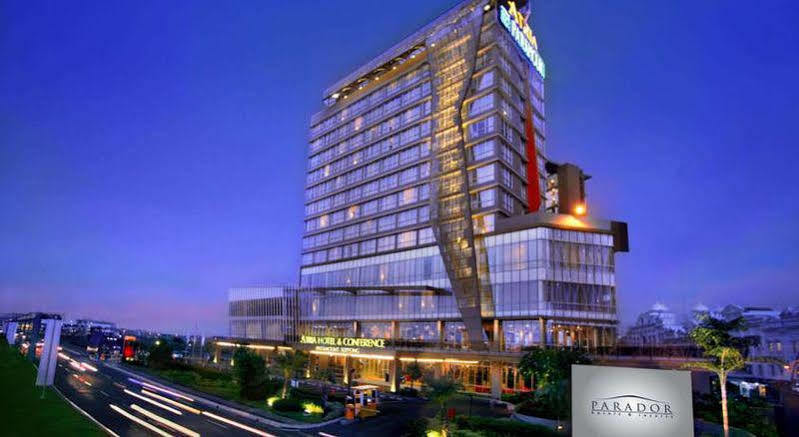 Vega Hotel Gading Serpong Exterior foto